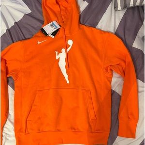NWT Nike Adult WNBA Pullover Hoodie - Orange Size M Men DR9596-820